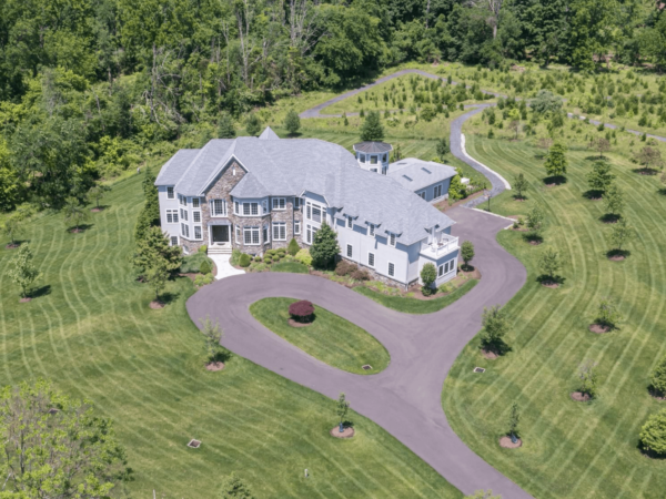 Pennsylvania Home On 12 Acres With Indoor Pool (PHOTOS)