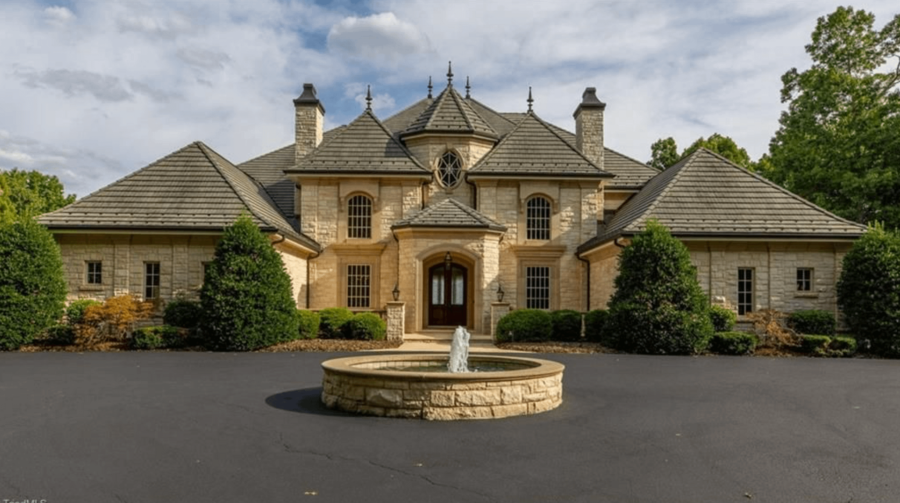 Stone Home On 335 Acres In North Carolina (PHOTOS)