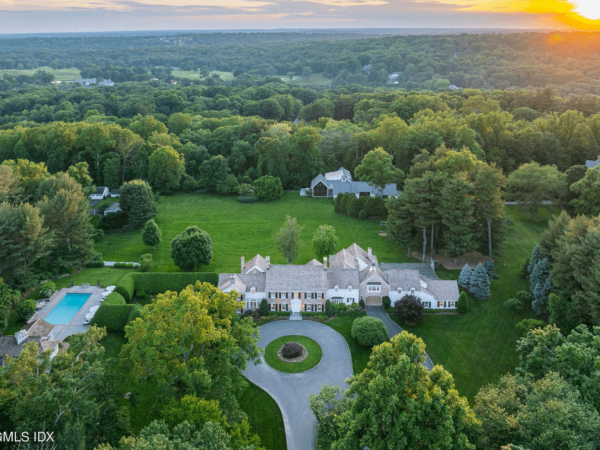9+ Acre Amenity-Filled Estate In Connecticut (PHOTOS)