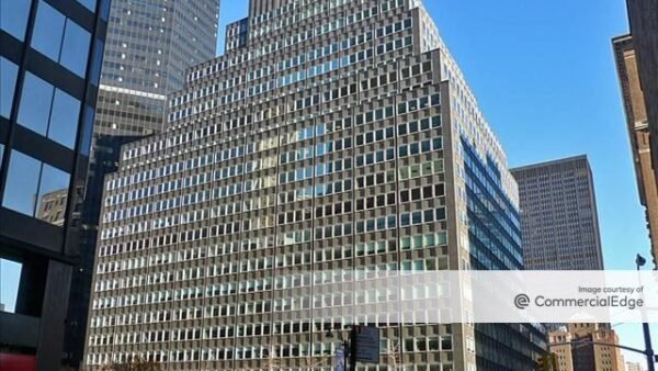 Metropolitan Commercial Bank Renews, Expands Manhattan Lease