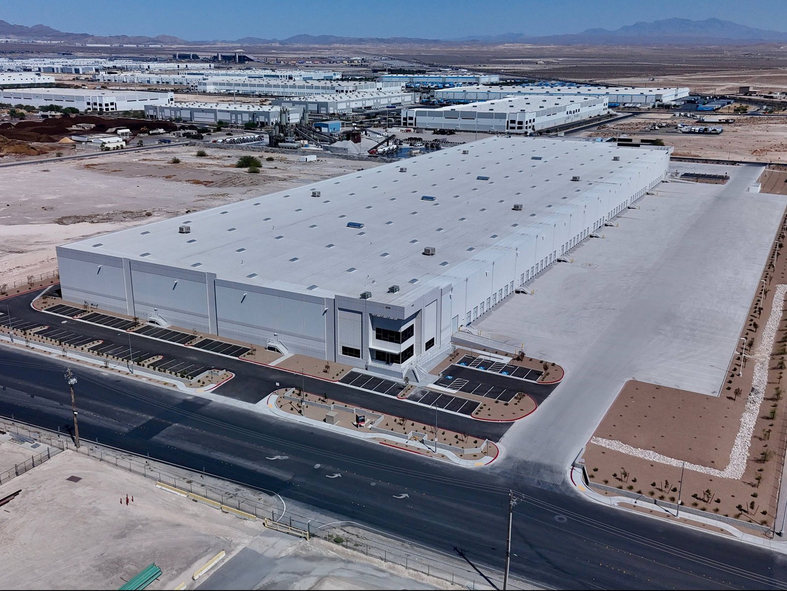 Photo of IDV Speedway, an industrial buildingin Las Vegas.