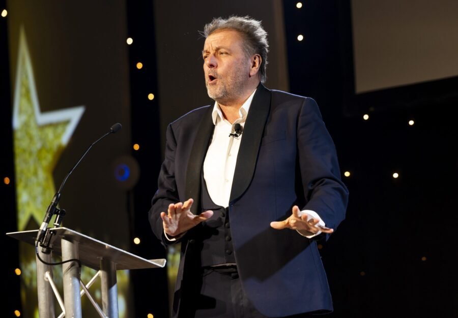Reviews site names the UK’s top-rated agents! And the winners are…