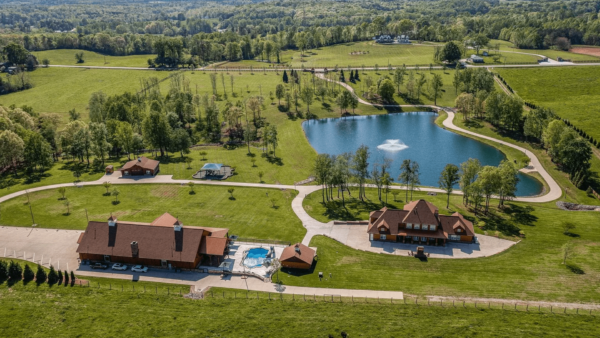 27 Acre Estate With Entertainment Building & Pond (PHOTOS)