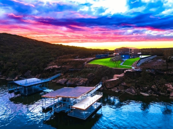 Newly Built Lakefront Barndominium In Graham, Texas (PHOTOS)