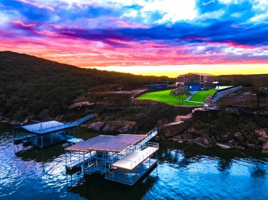 Newly Built Lakefront Barndominium In Graham, Texas (PHOTOS)