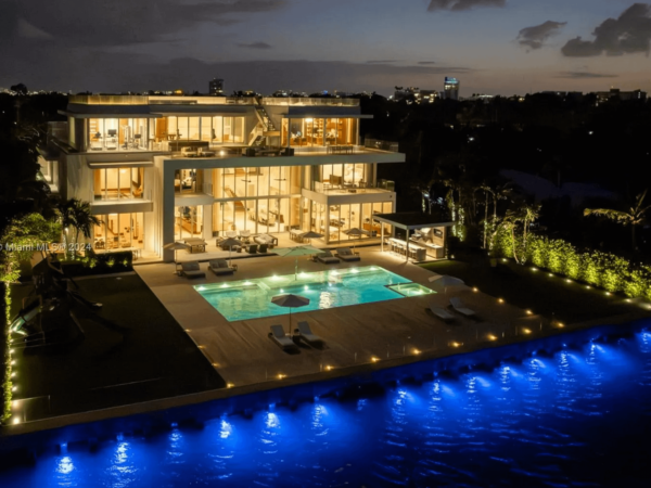  Million Waterfront Home In Bal Harbour, Florida (PHOTOS)