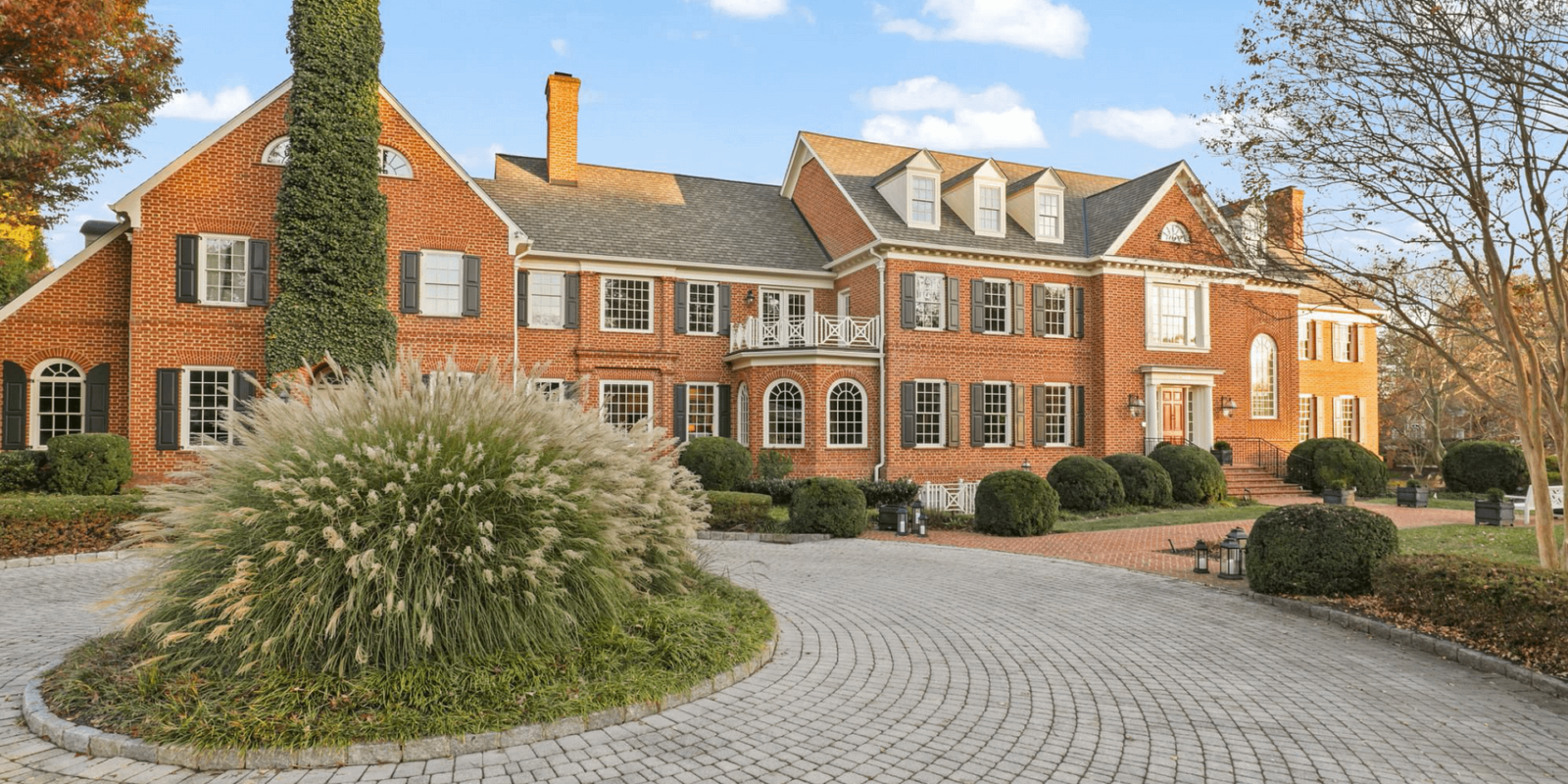 Maryland Home Comes With A Mini Town Inside (PHOTOS)