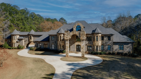Stone Home On 12 Acres In McDonough, Georgia (PHOTOS)