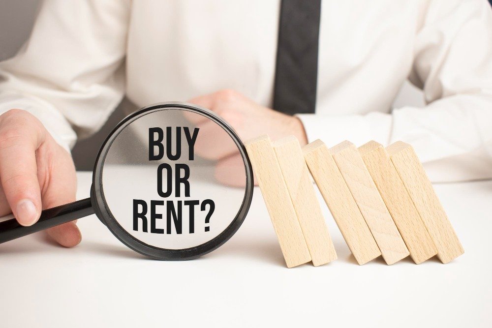 Renting vs. Buying a Home: What’s Best in 2025