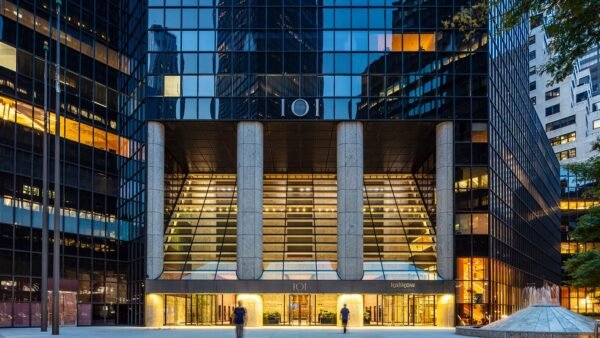 Incline Equity Expands Lease at Manhattan Tower