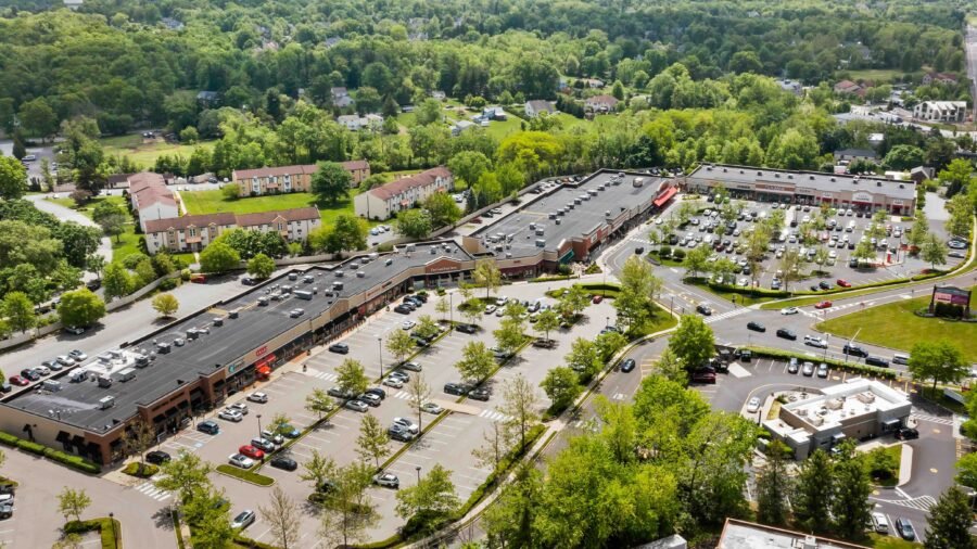 MetLife JV Obtains 0M for Hawaii Shopping Center