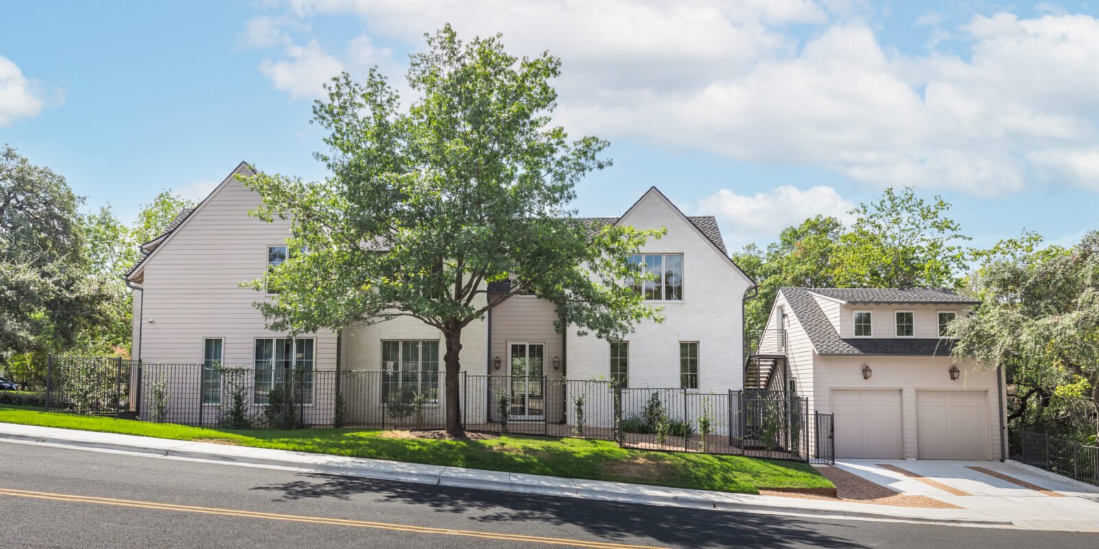 A Modern Home in One of Austin’s Most Vibrant Neighborhoods