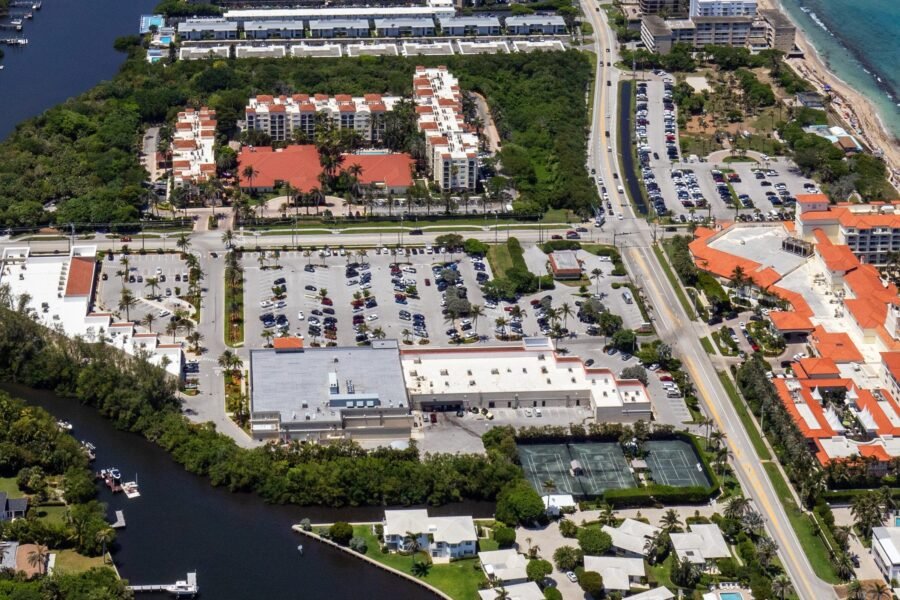 NJ Investor Buys Upscale Palm Beach Property