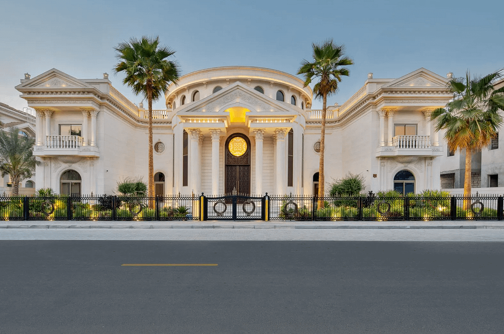  Million Beachfront Home In Dubai (PHOTOS)