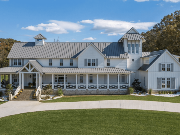Tennessee Estate With Indoor & Outdoor Soccer Fields (PHOTOS)