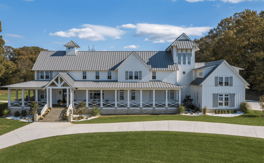 Tennessee Estate With Indoor & Outdoor Soccer Fields (PHOTOS)