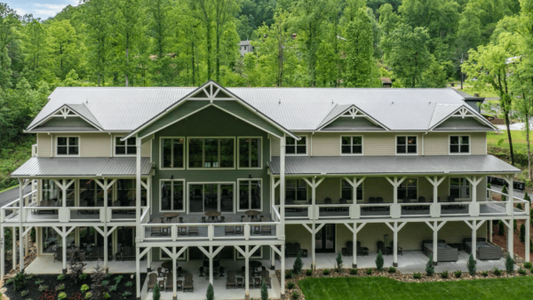 Tennessee Home With 57-Seat Movie Theater (PHOTOS)