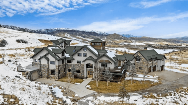 Utah Home With 20-Car Subterranean Garage (PHOTOS)