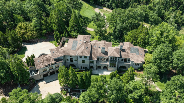 Alabama Home On 6 Acres With Indoor Lap Pool (PHOTOS)