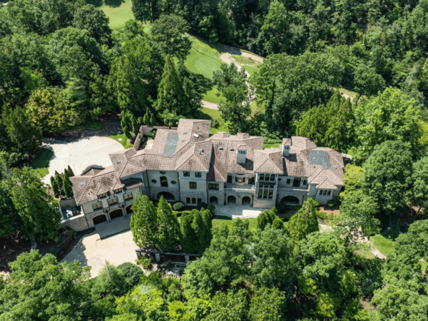 Alabama Home On 6 Acres With Indoor Lap Pool (PHOTOS)