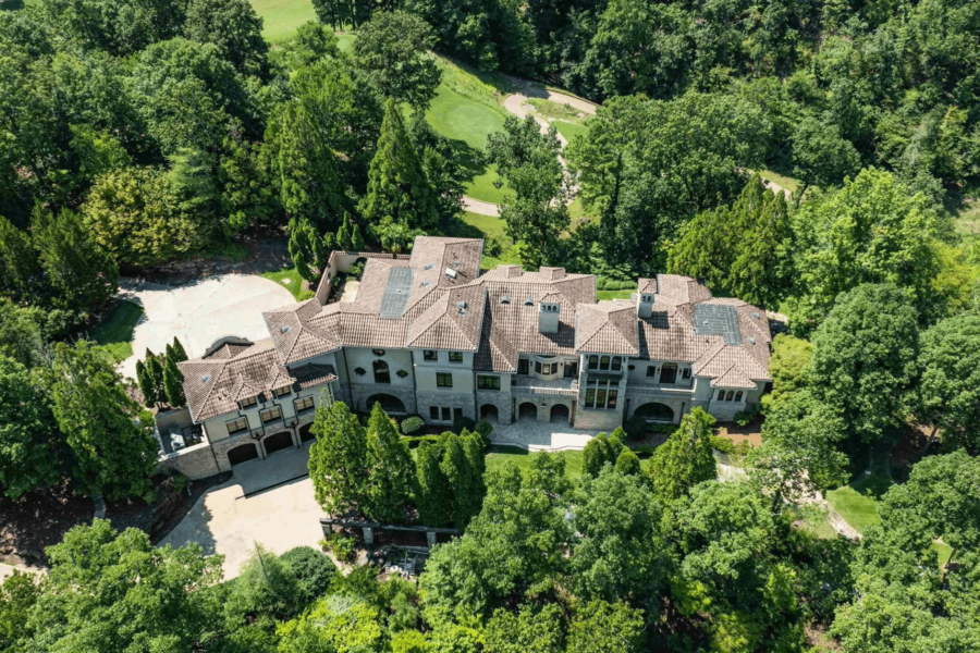 Alabama Home On 6 Acres With Indoor Lap Pool (PHOTOS)