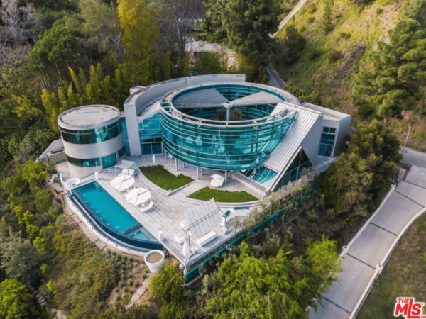 Justin Bieber’s Former Beverly Hills Rental Lists For  Million