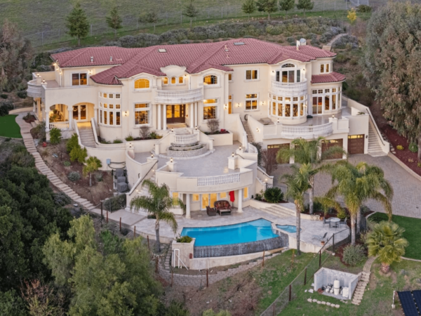 Luxury Hilltop Home In San Jose, California (PHOTOS)