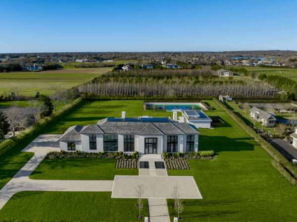 Rent This Hamptons Home For 5,000/Month (PHOTOS)