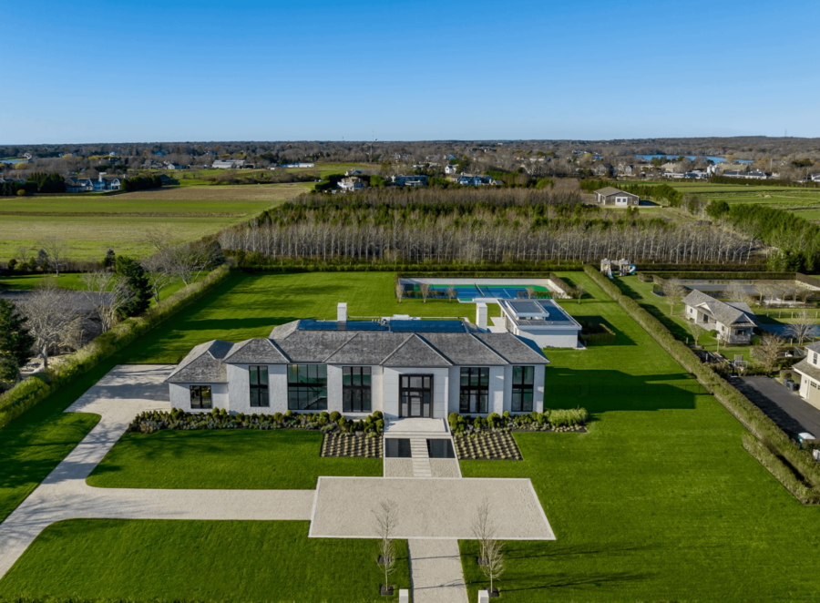 Rent This Hamptons Home For 5,000/Month (PHOTOS)