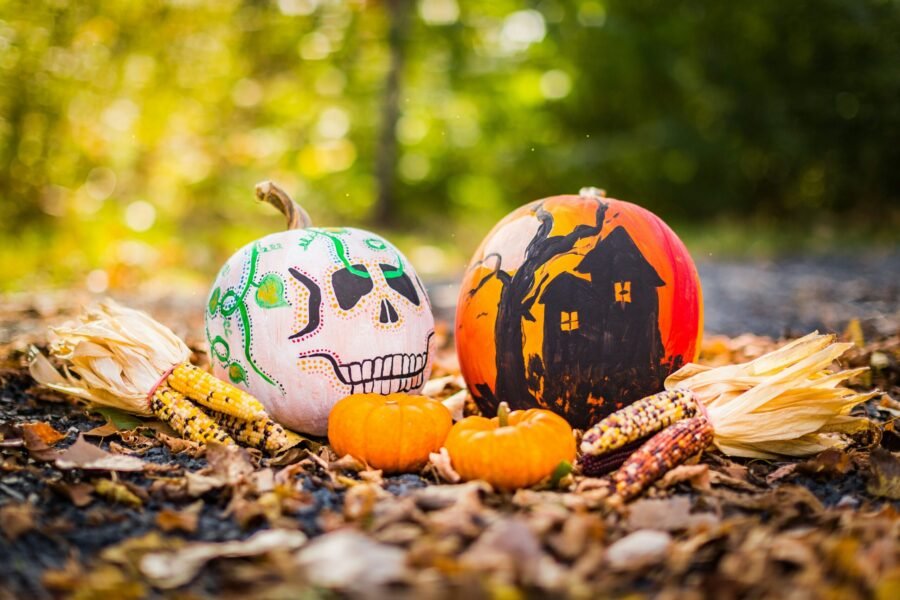A Guide to Long Island’s Best Towns for Trick-or-Treating