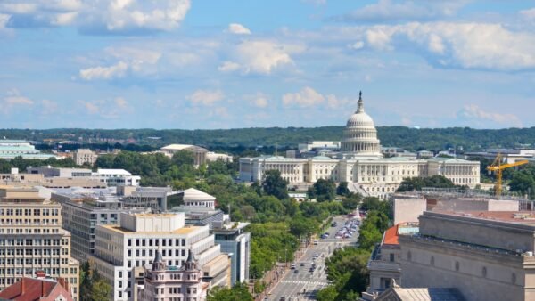 Carr Workplaces Opens New Coworking in DC