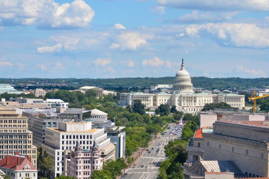 Carr Workplaces Opens New Coworking in DC