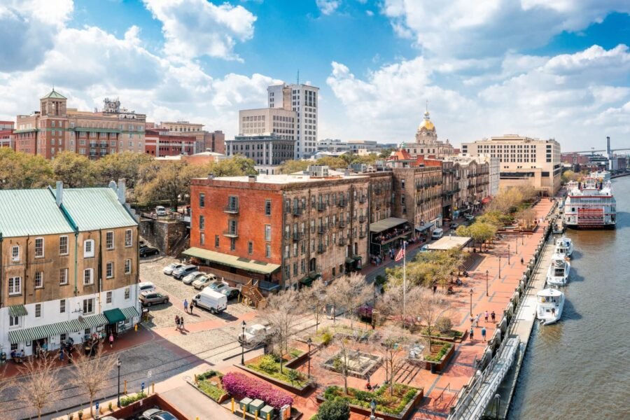 Lululemon Expands Flagship Retail in Savannah