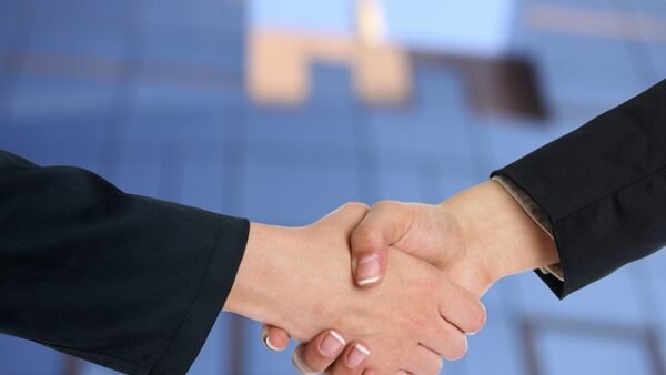 Long-standing franchise acquired by rival estate agency
