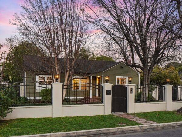Embrace Comfort & Charm in This Inviting Sherman Oaks Home