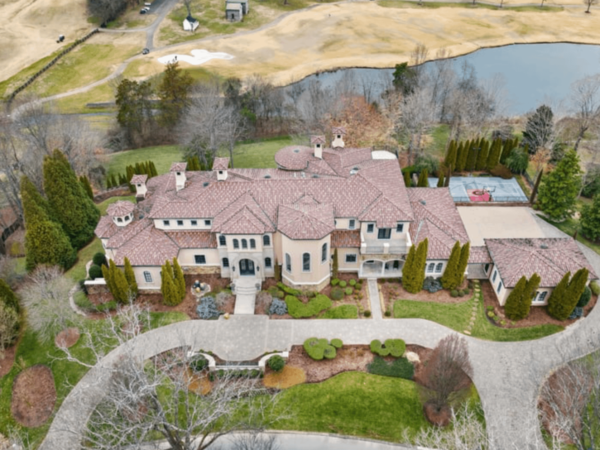 Tennessee Home With Bowling Alley And Infinity Pool (PHOTOS)
