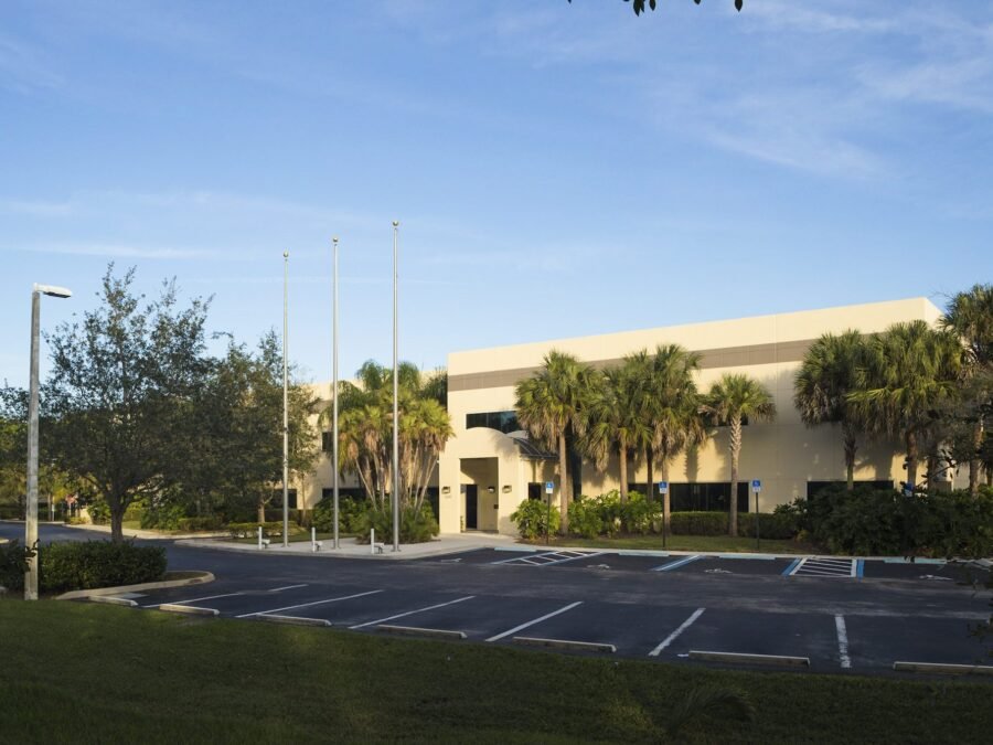 Lincoln Property JV Buys Fort Lauderdale Facility for M