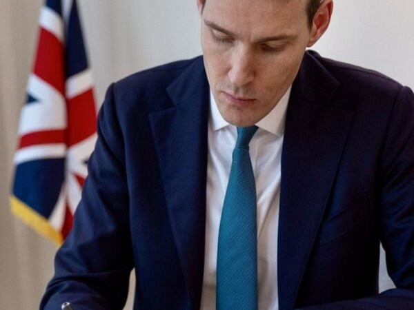 HM Land Registry chair responds to housing minister’s demands
