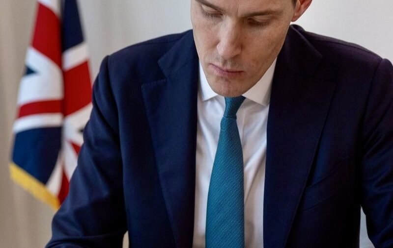 HM Land Registry chair responds to housing minister’s demands