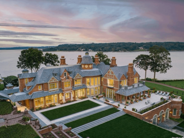 Billy Joel’s 26-Acre Waterfront Estate on Long Island (PHOTOS)