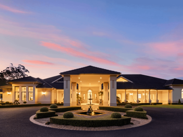 5 Acre Estate In Australia With Indoor Pool (PHOTOS)