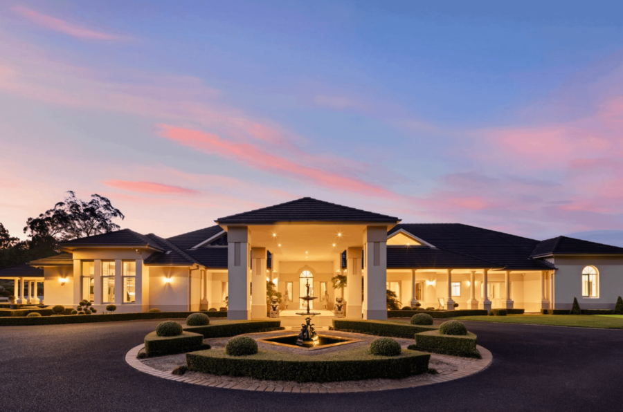 5 Acre Estate In Australia With Indoor Pool (PHOTOS)