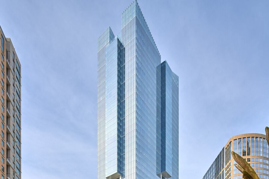 Hines, Ivanhoé Land 0M Refi for Houston Trophy Tower