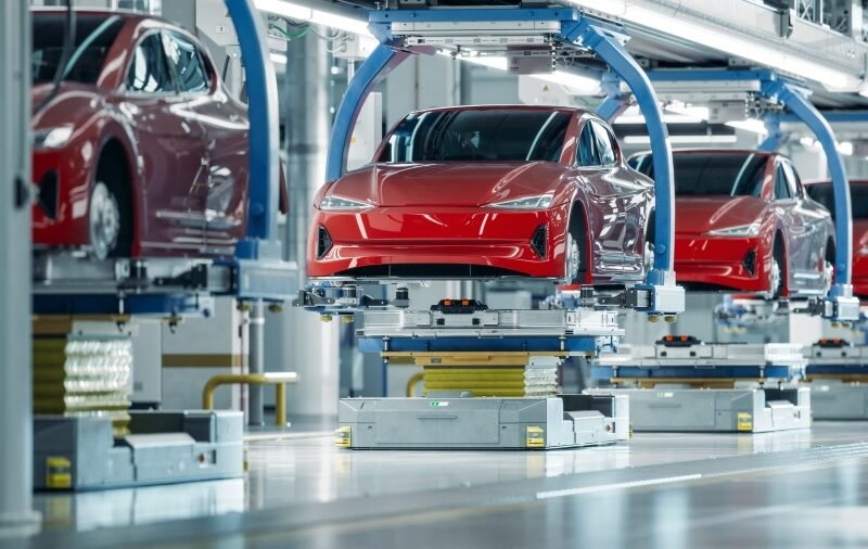 Industrial Report: Manufacturing Surge Drives Industrial Expansion