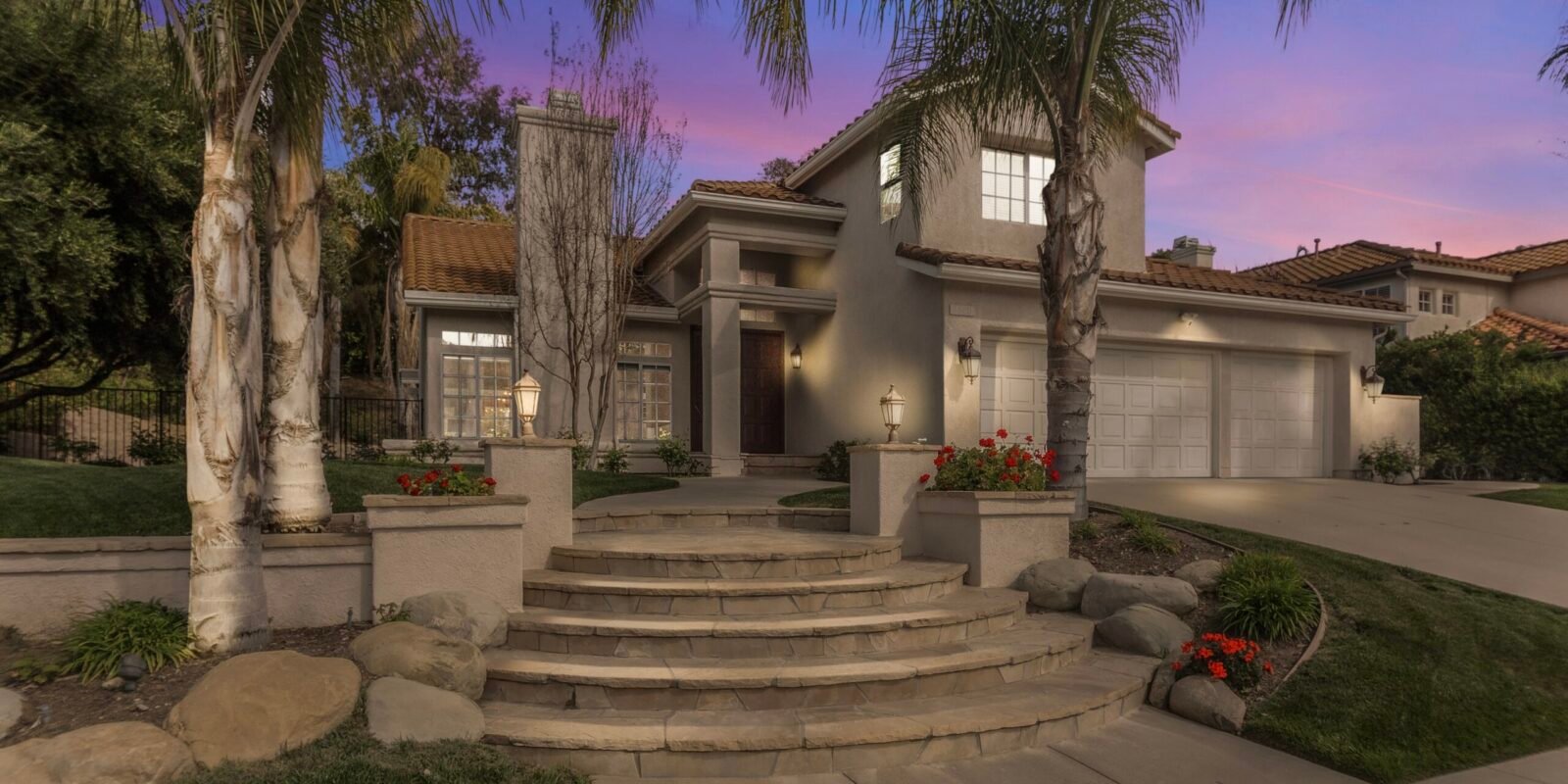 An Agoura Hills Home with a Summer-Ready Backyard