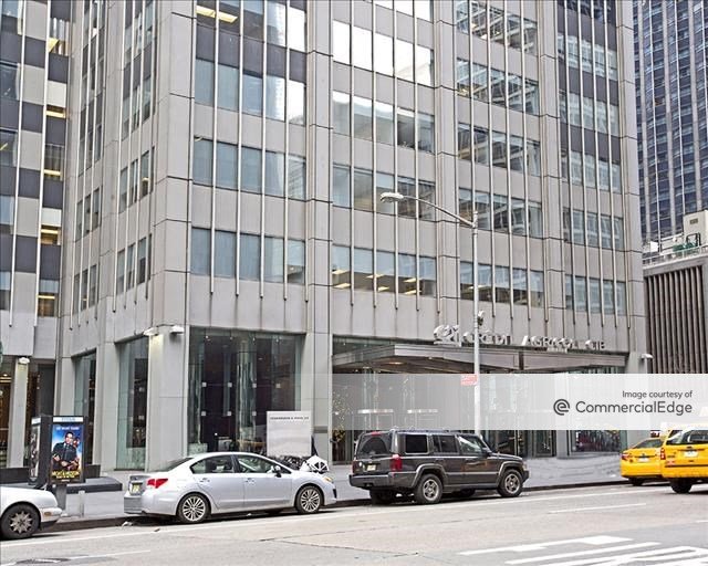 BlackRock Trims Stake in Paramount Group