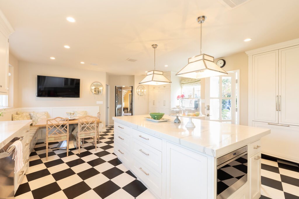 Kitchen-Christine-Kim-Millbrook-Dr--Sherman-Oaks-142-of-261-copy | The Agency Journal