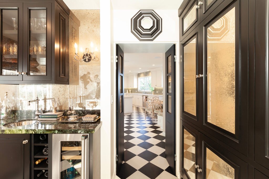Butlers-Pantry-Bar-looking-to-Kitchen-Christine-Kim-Millbrook-Dr-Sherman-Oaks_Silver-Moon-Photography-141-copy | The Agency Journal