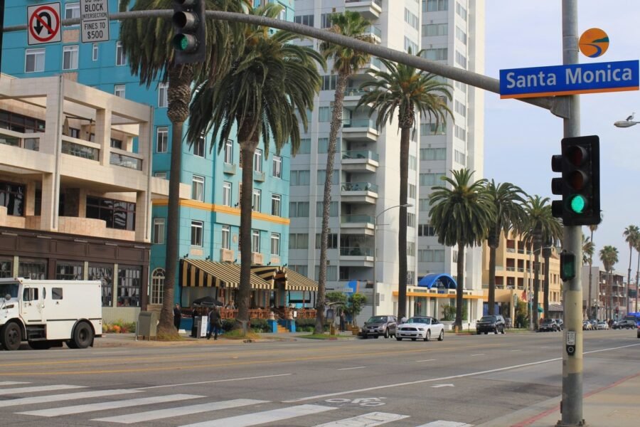 UCLA Health Renews LA County Office Lease