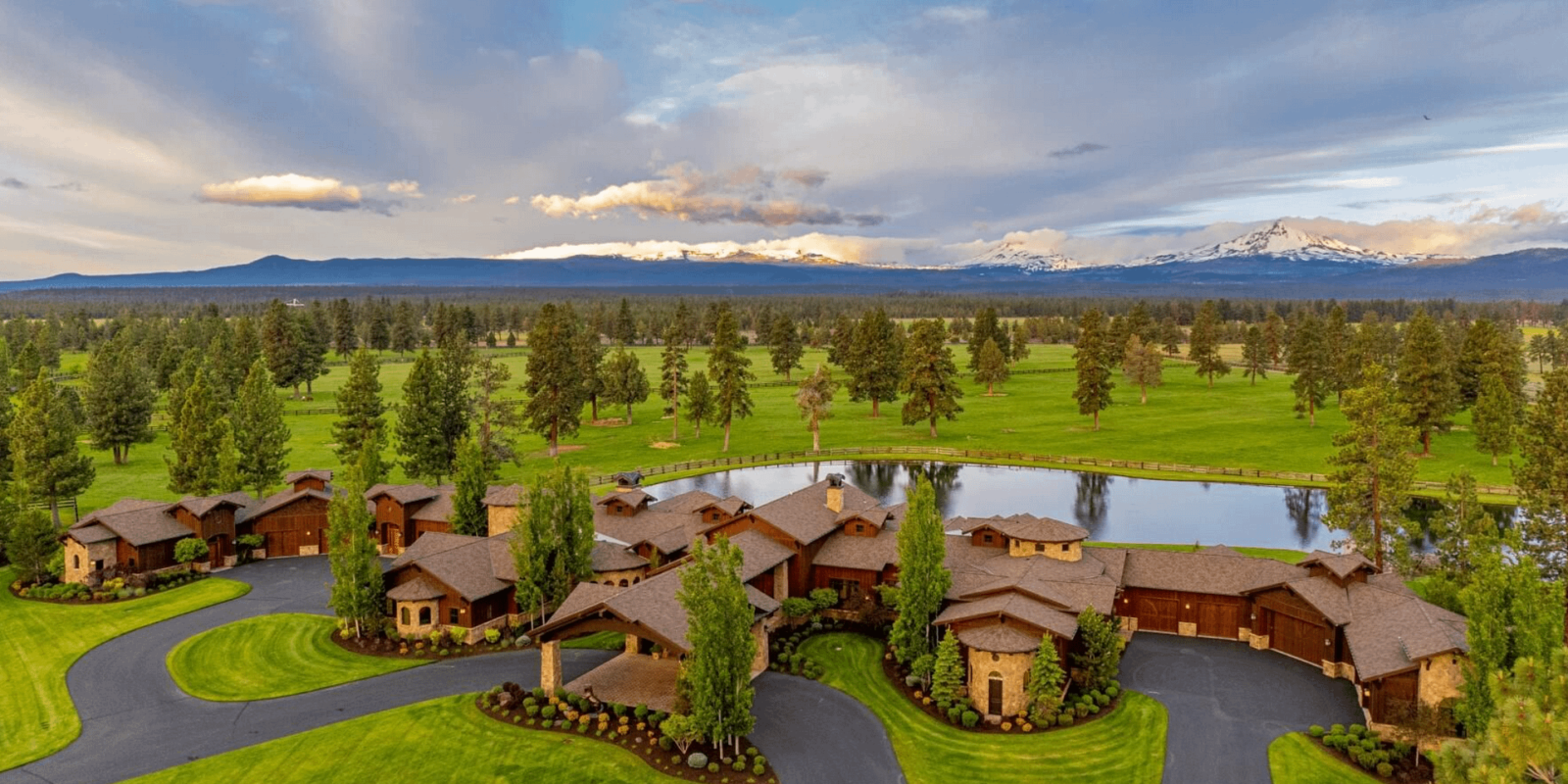 Incredible 188-Acre Equestrian Estate In Oregon (PHOTOS)